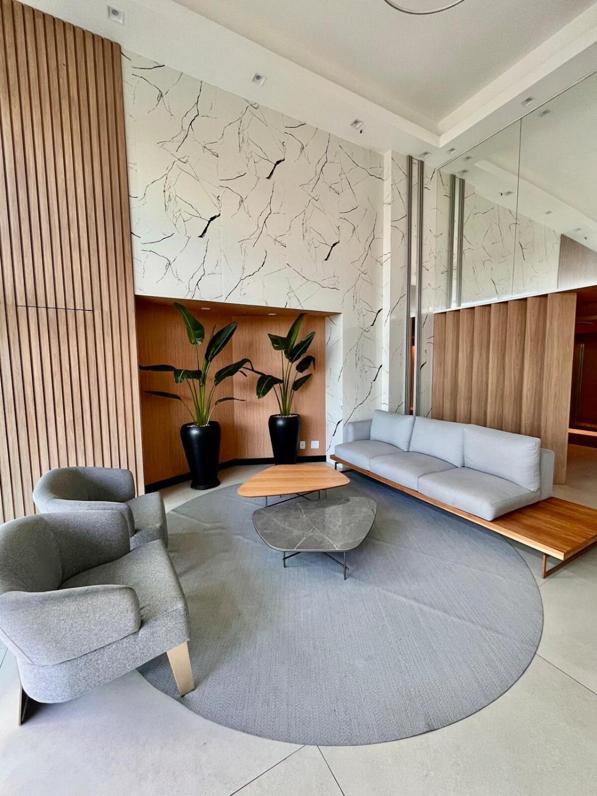 Apartemen Apto Em Frente A Praia-royalplaza-barra Da Tijuca