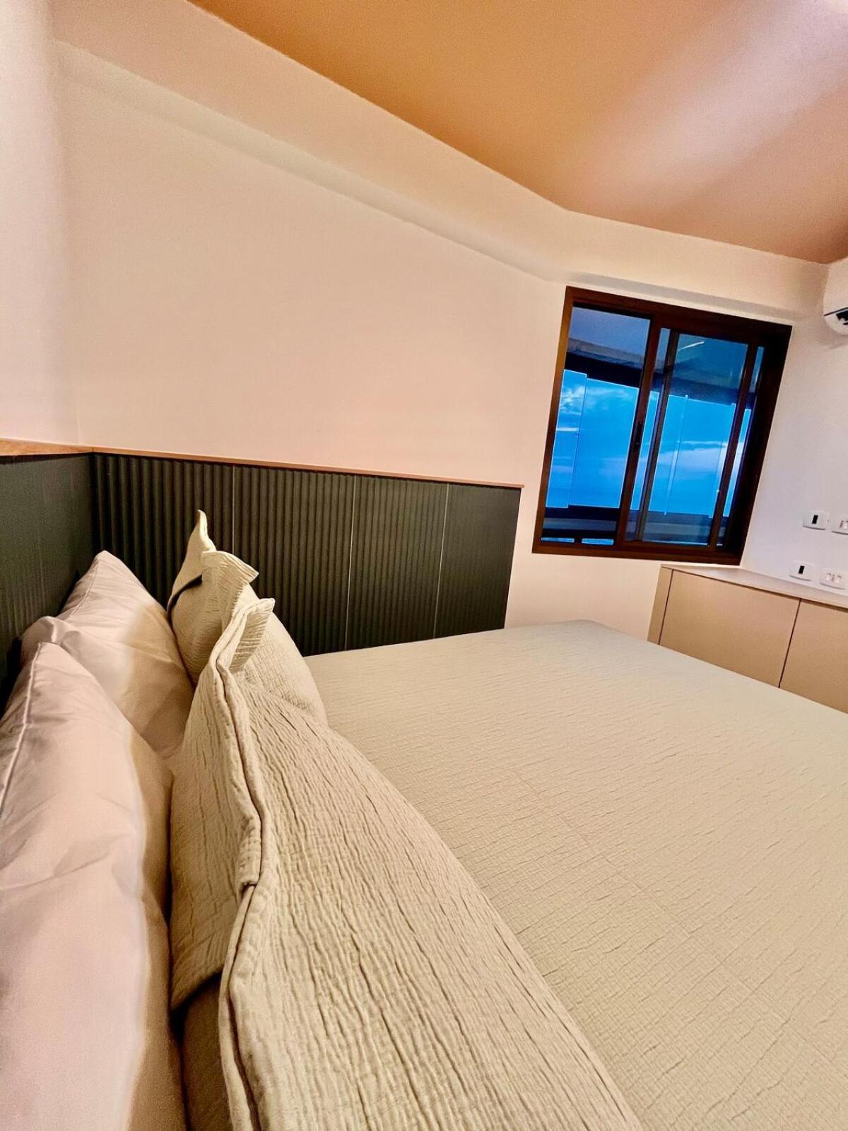 Apto Em Frente A Praia-royalplaza-barra Da Tijuca Apartemen