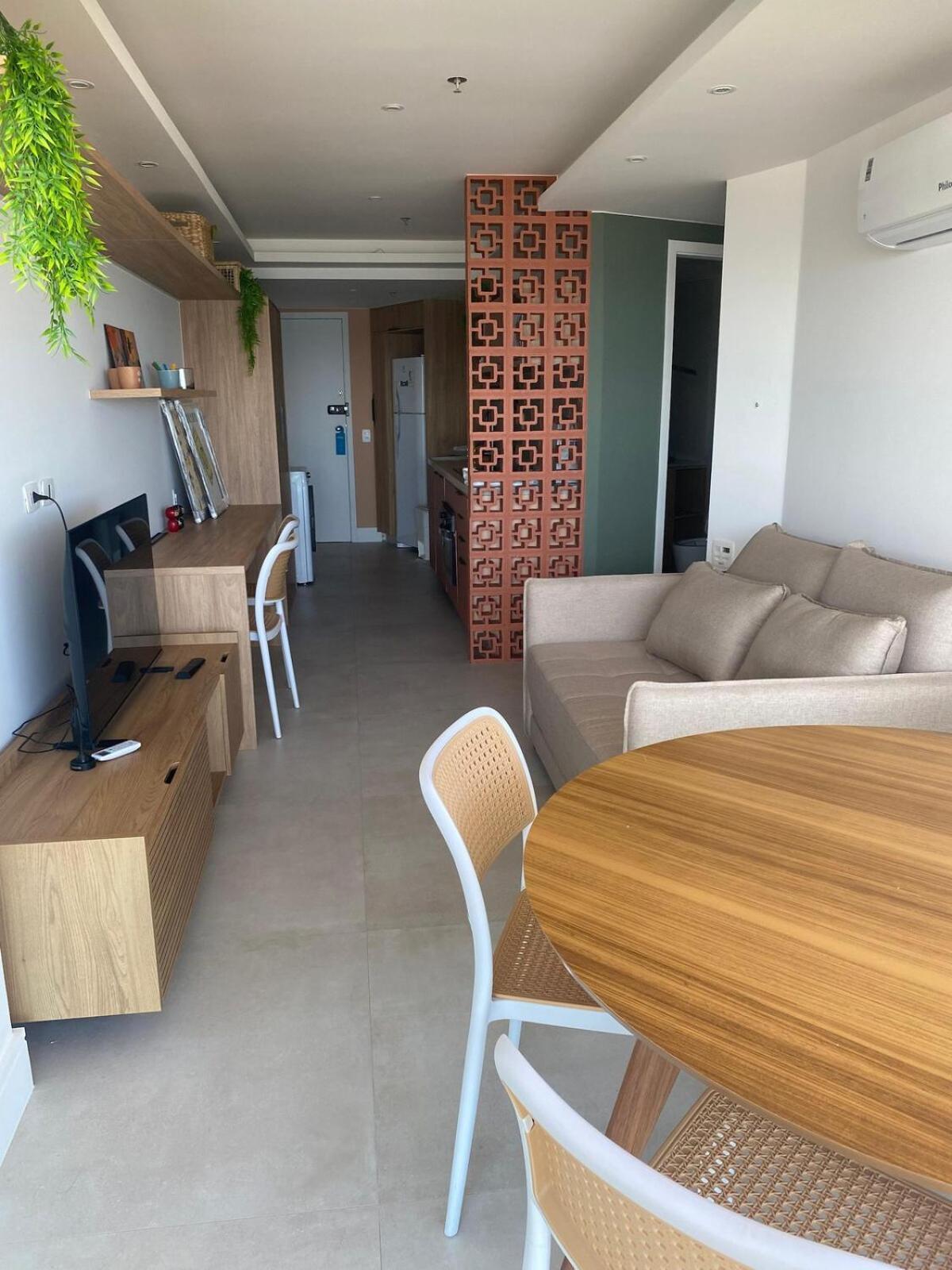 Apartemen Apto Em Frente A Praia-royalplaza-barra Da Tijuca