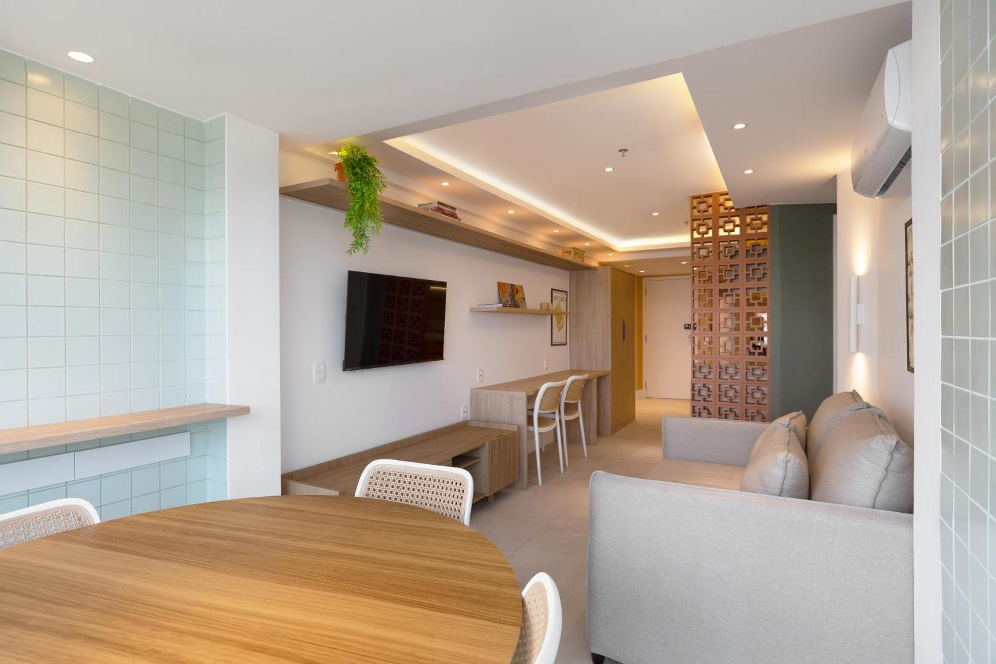 Apartemen Apto Em Frente A Praia-royalplaza-barra Da Tijuca