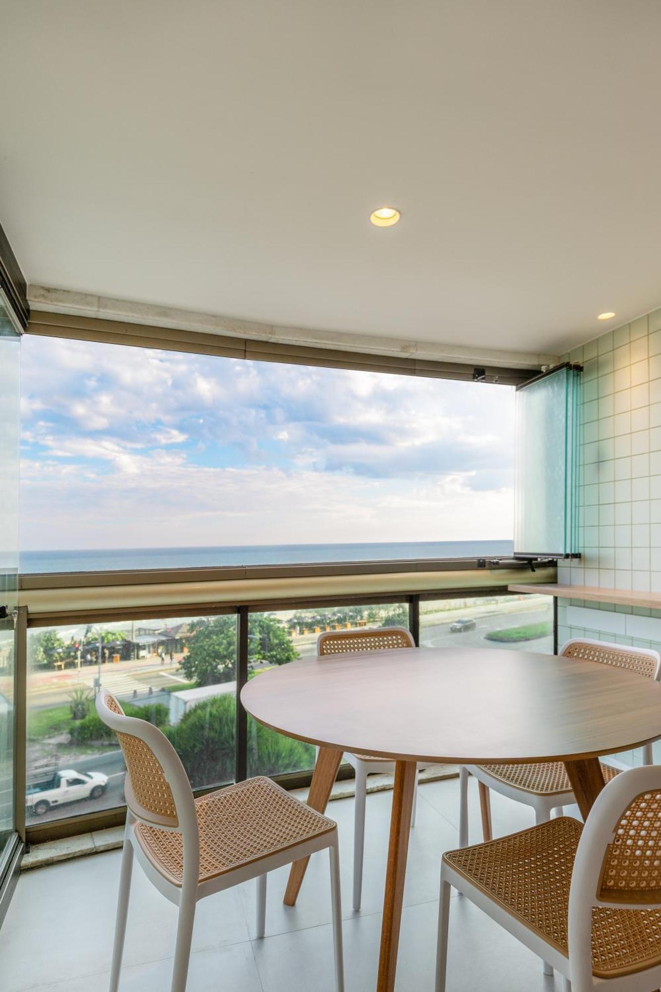 Apto Em Frente A Praia-royalplaza-barra Da Tijuca Apartemen